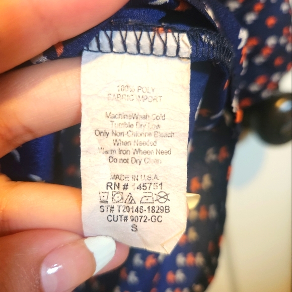 Market & Spruce Light weight bird top - Picture 9 of 9